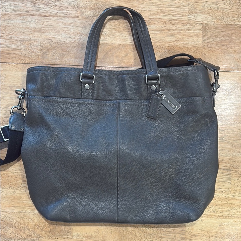 Coach Grey Tote Shoulder bag Carry On Luggage Pebble Leather